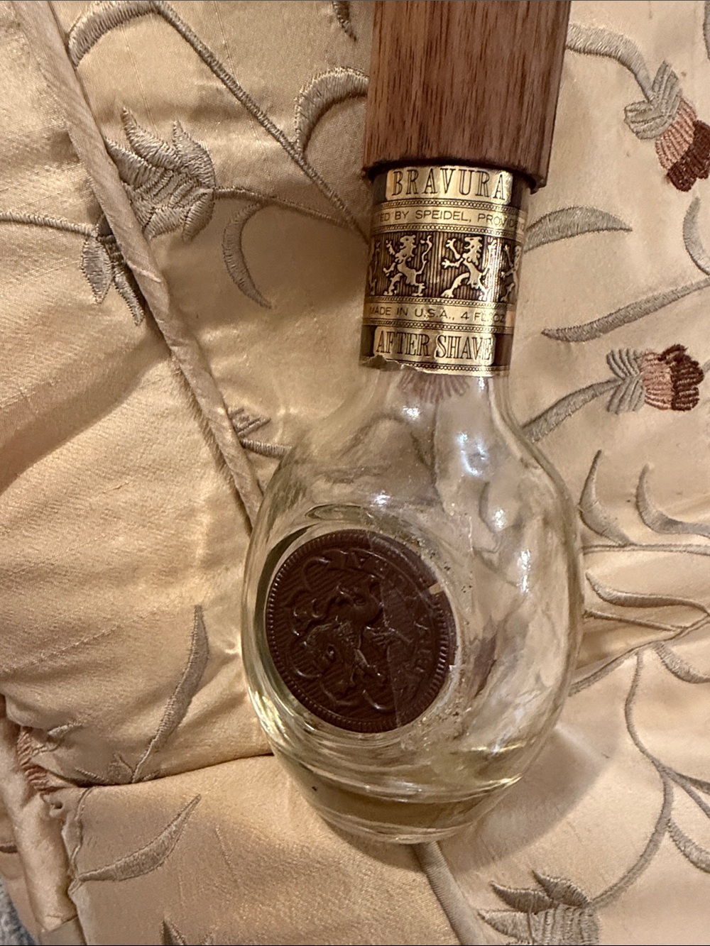 Bravura After Shave Bottle with Wood Cap